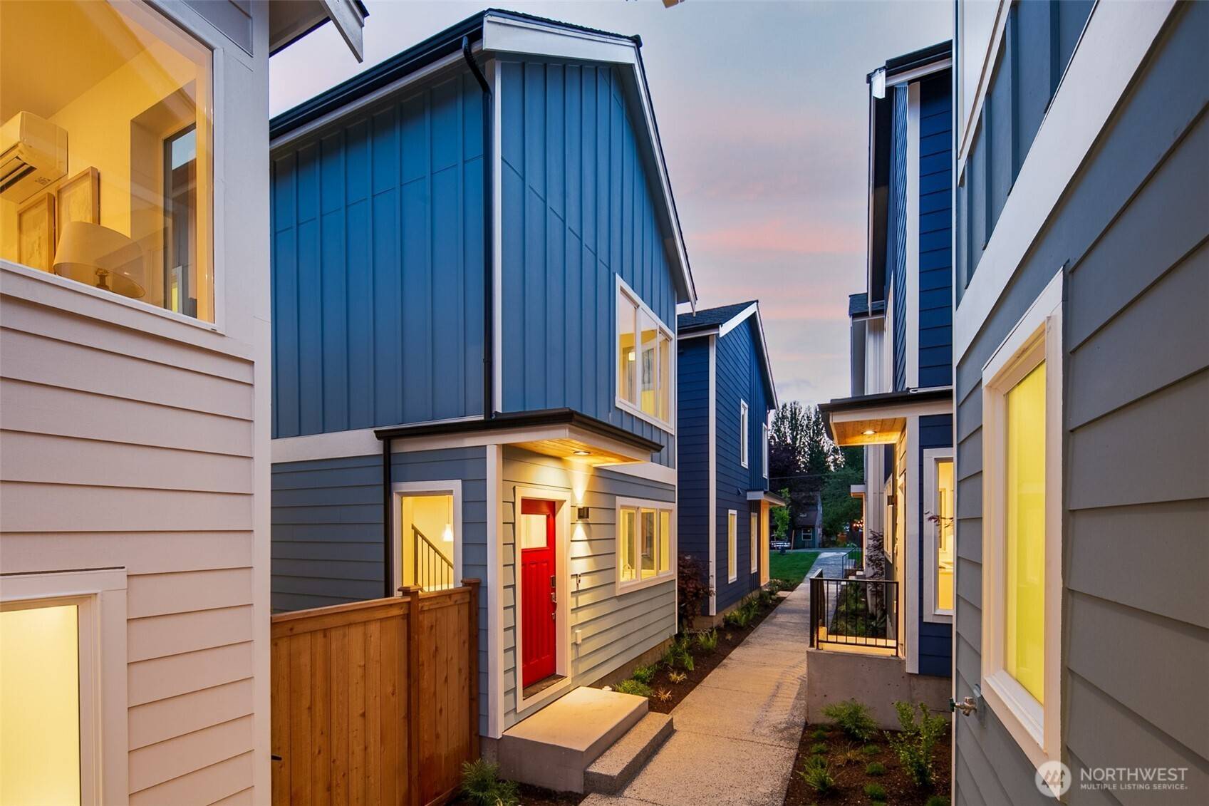 Seattle, WA 98117,9218 4th AVE NW