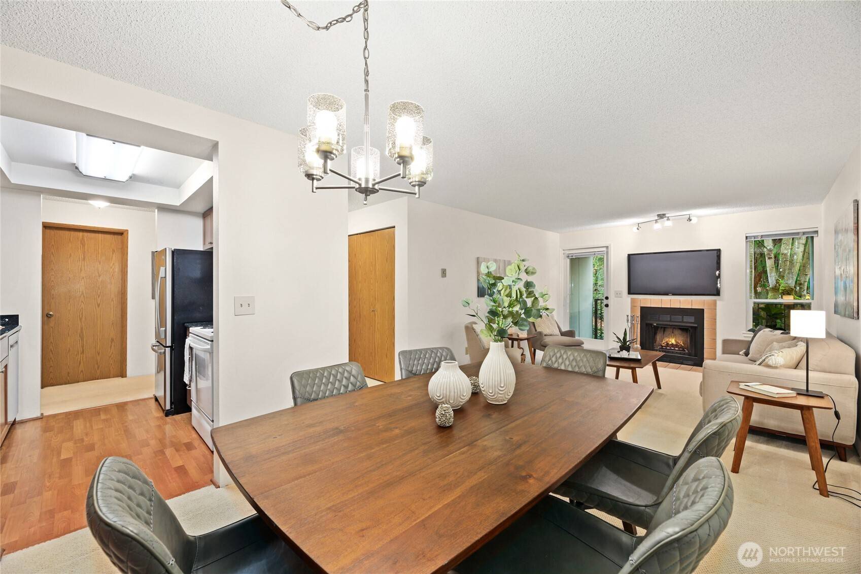 Seattle, WA 98133,13717 Linden AVE N #213