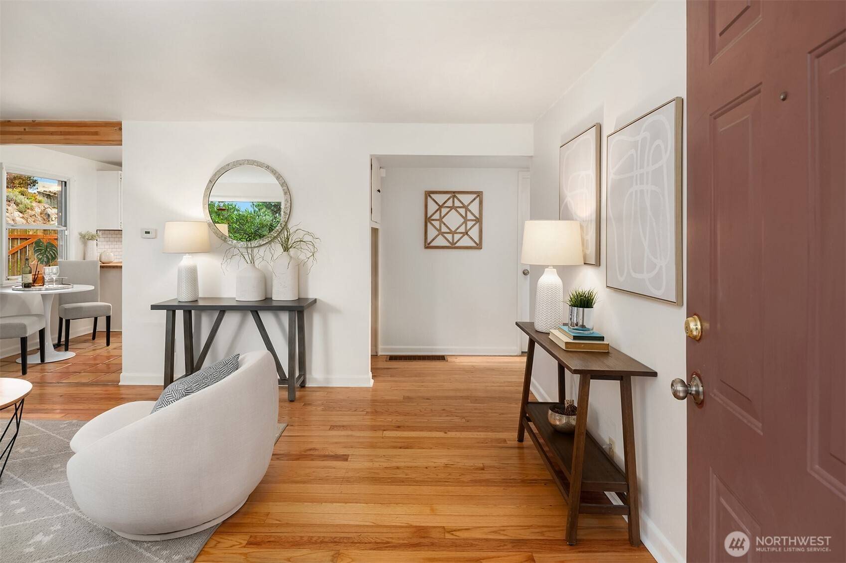 Seattle, WA 98106,9202 14th AVE SW