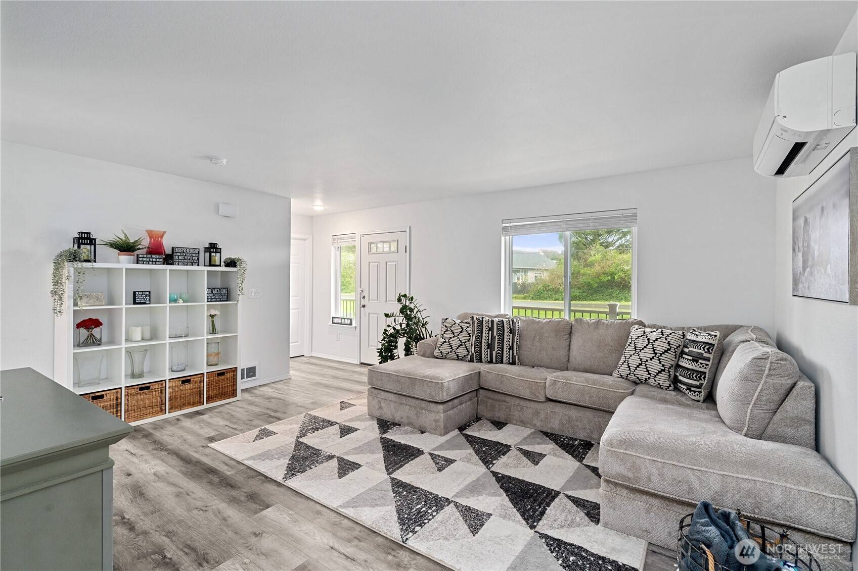 Ocean Shores, WA 98569,376 Ocean Shores BLVD NW