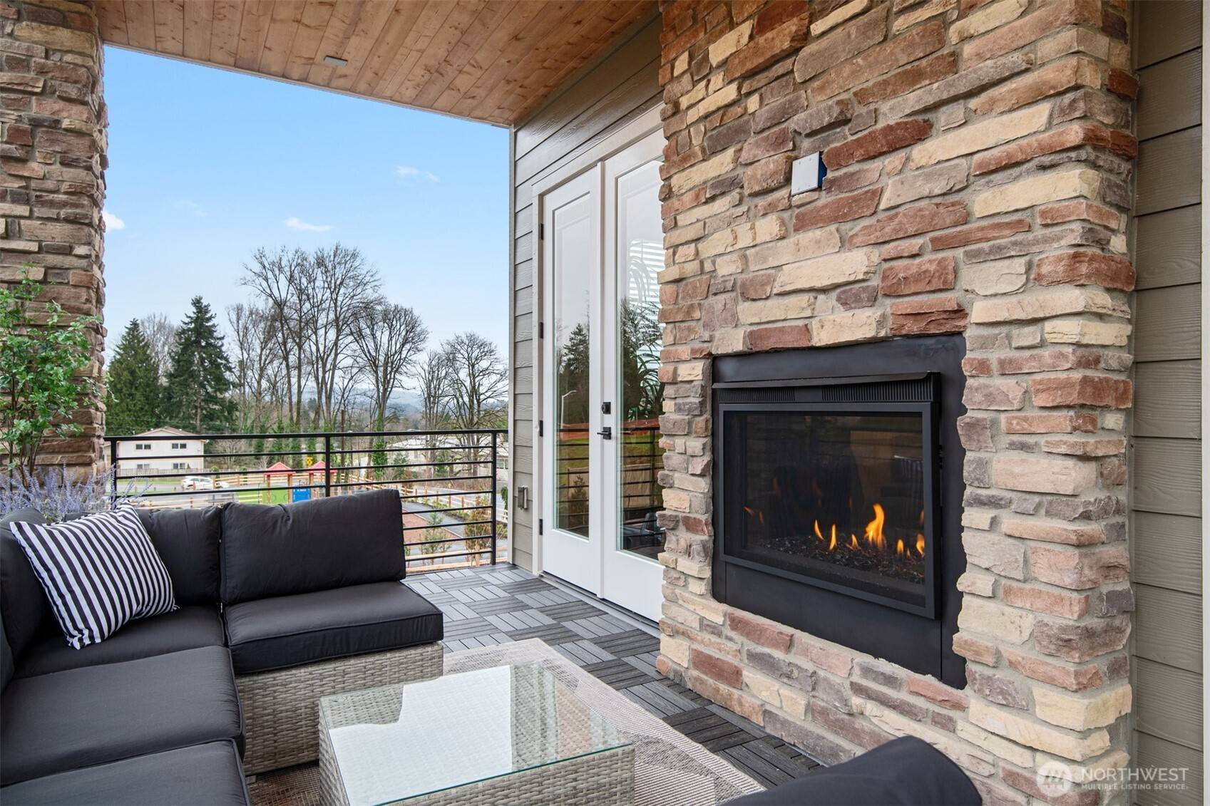 Seattle, WA 98178,7547 S 130th PL