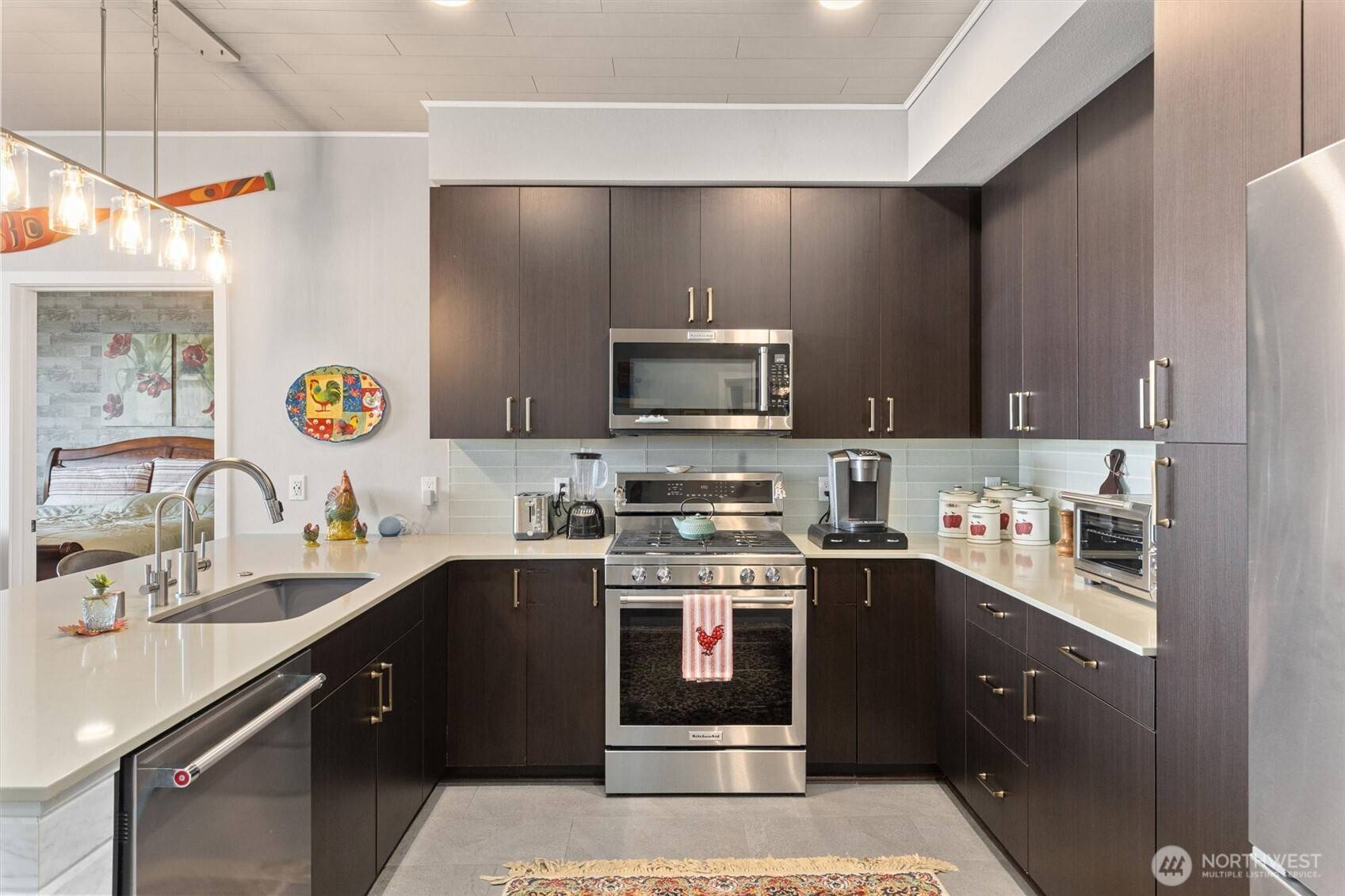 Edmonds, WA 98020,50 Pine ST #103