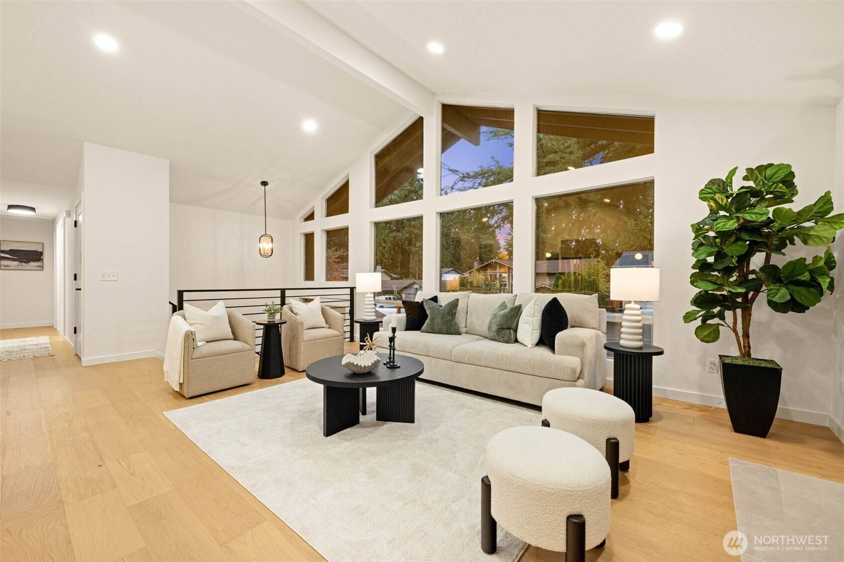 Redmond, WA 98052,16413 NE 105th PL