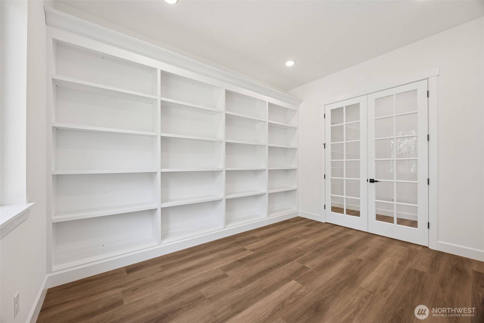 Lake Stevens, WA 98258,10423 135th AVE NE #105