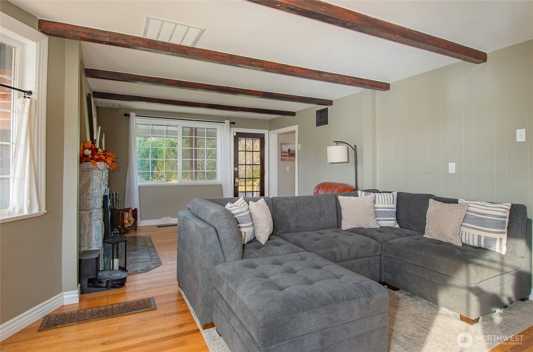 Ferndale, WA 98248,6084 Olson RD