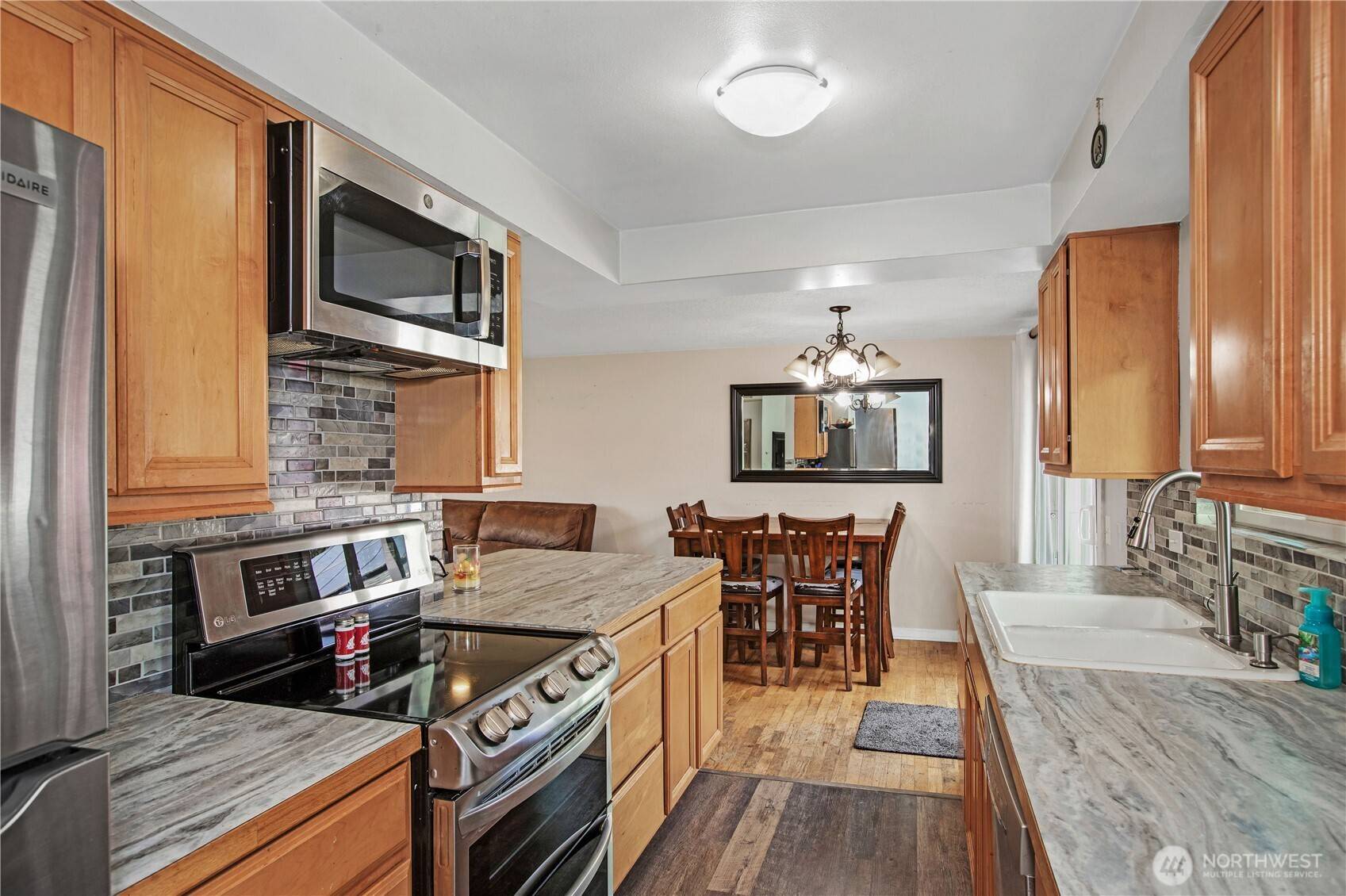 Tumwater, WA 98512,511 Emerson ST SW