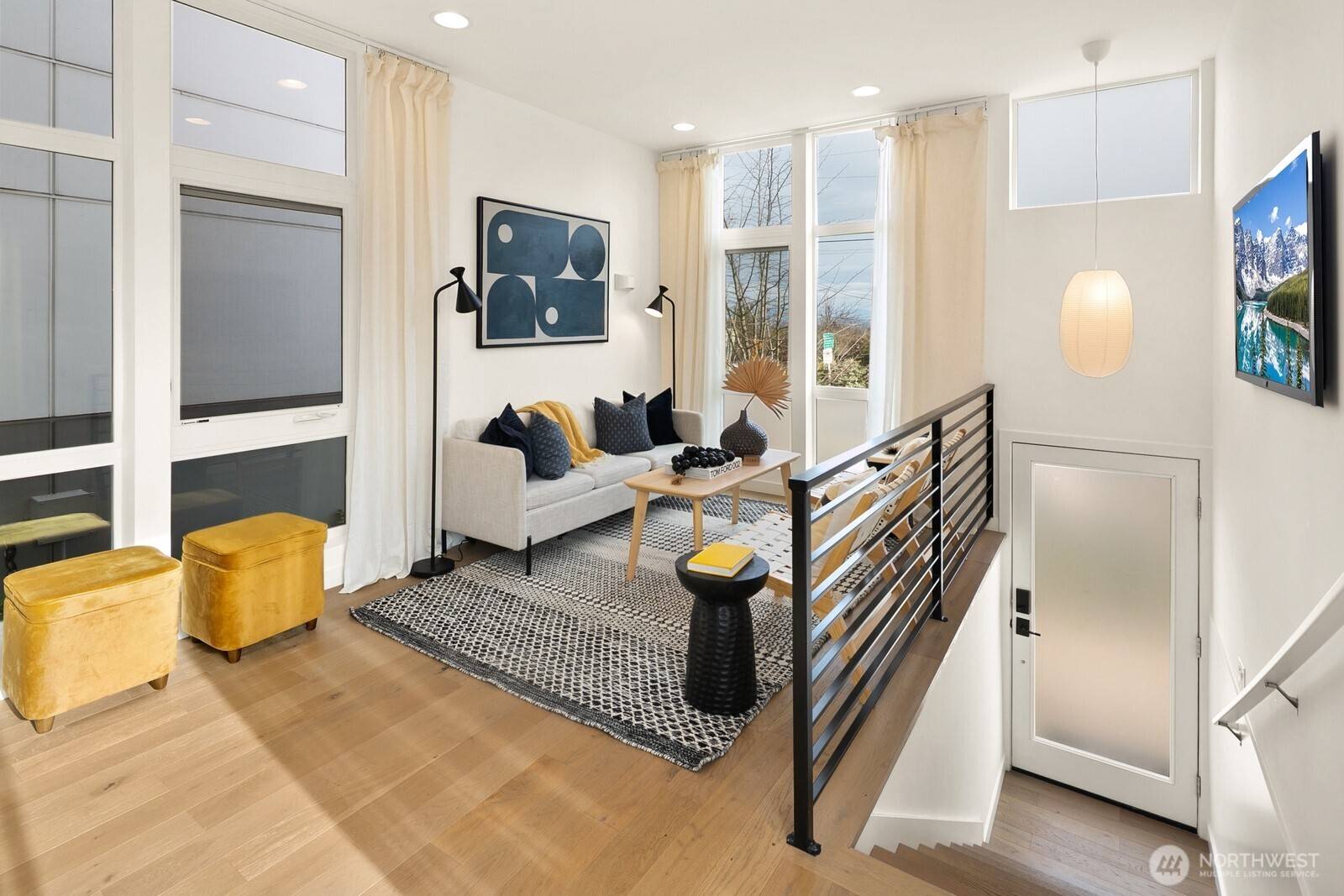 Seattle, WA 98144,2905 18th AVE S