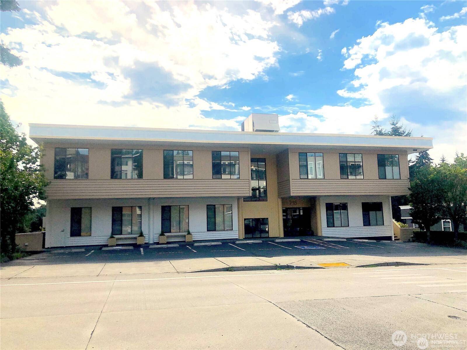 Bainbridge Island, WA 98110,755 Winslow WAY E #102