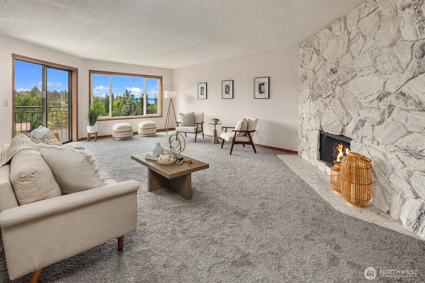 Edmonds, WA 98020,1071 4th AVE S #302