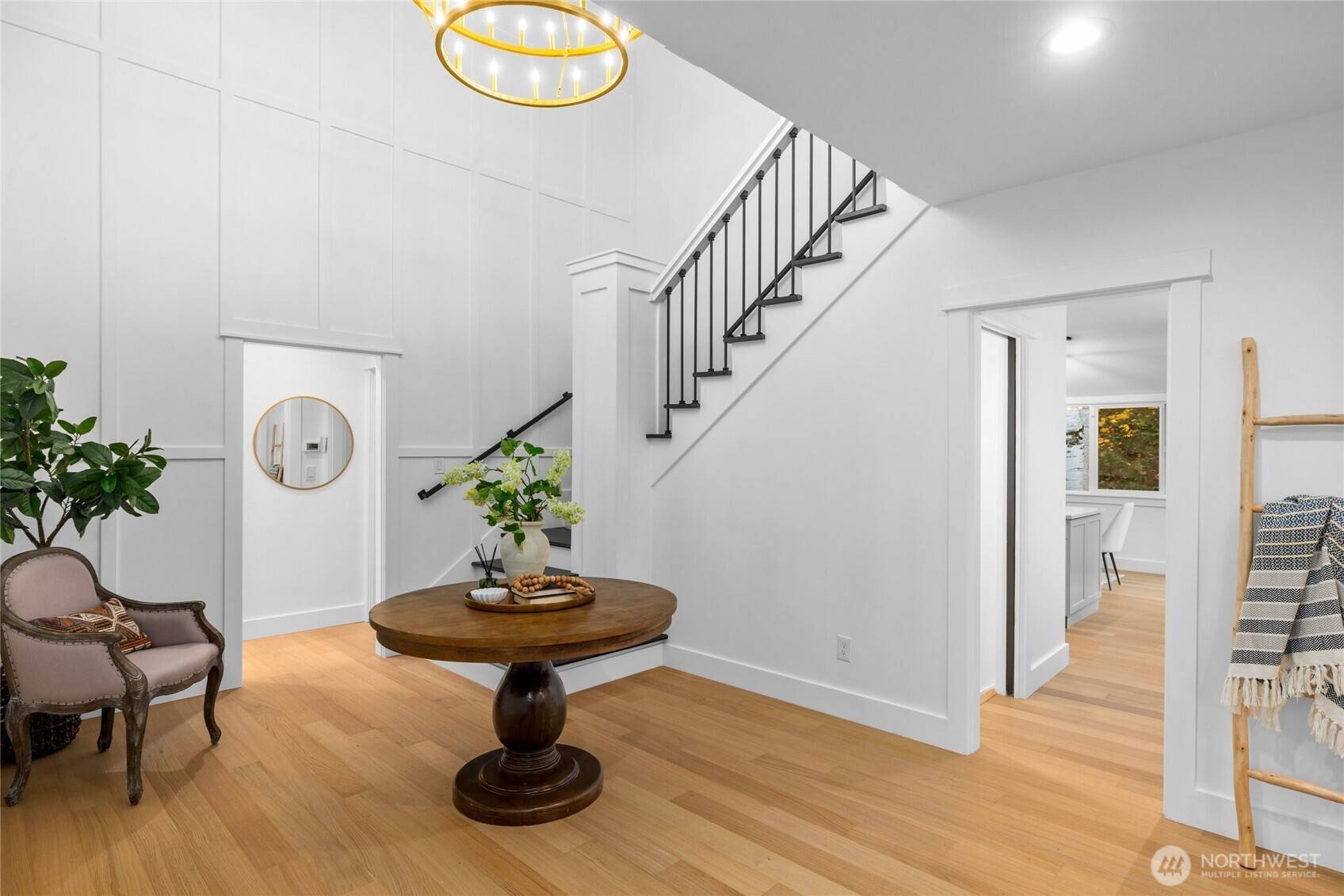 Seattle, WA 98109,1014 4th AVE N