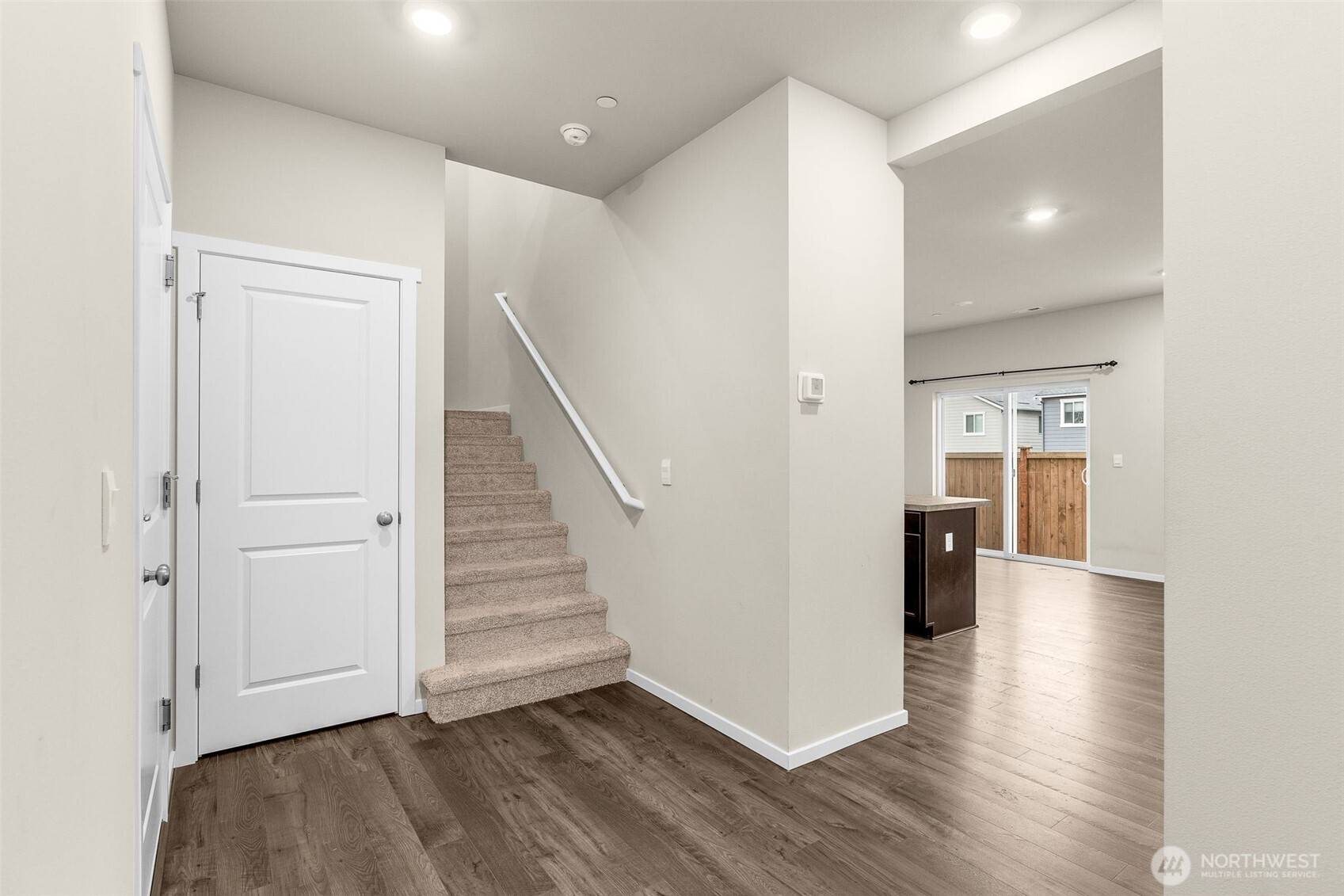 Puyallup, WA 98374,10957 188th ST E