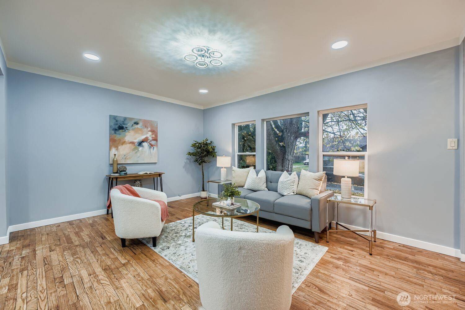 Auburn, WA 98002,102 N ST NE