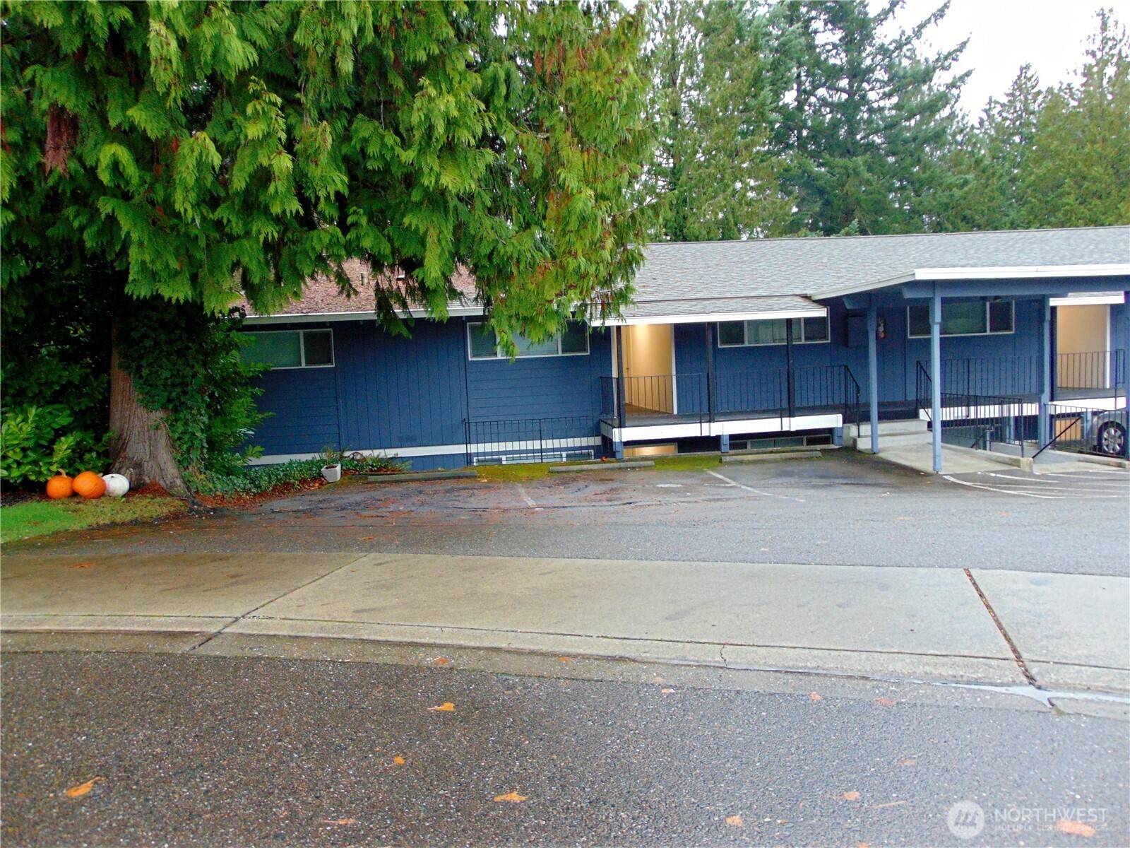 Bothell, WA 98012,303 Poppy RD