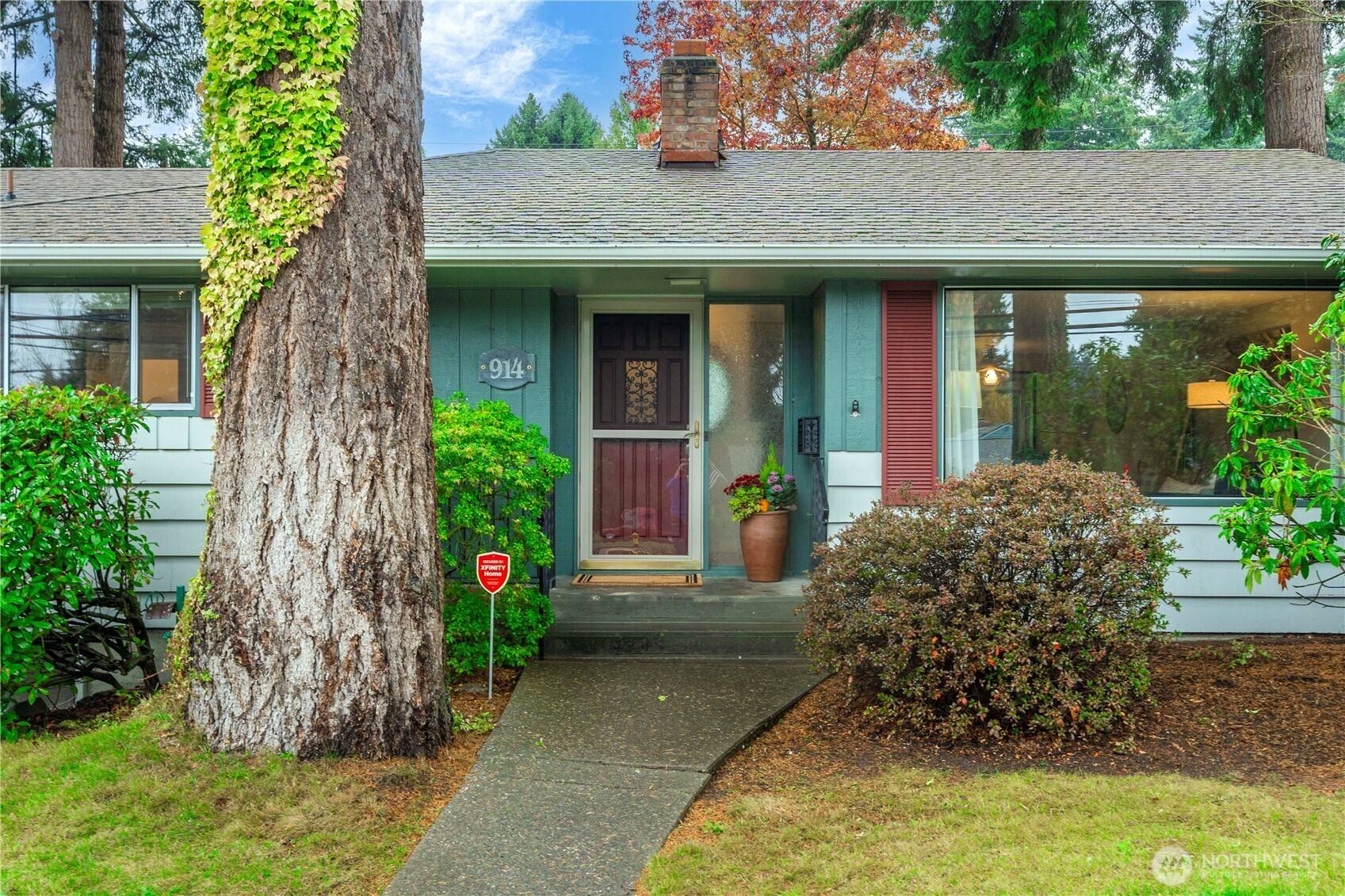 Fircrest, WA 98466,914 Alameda Ave