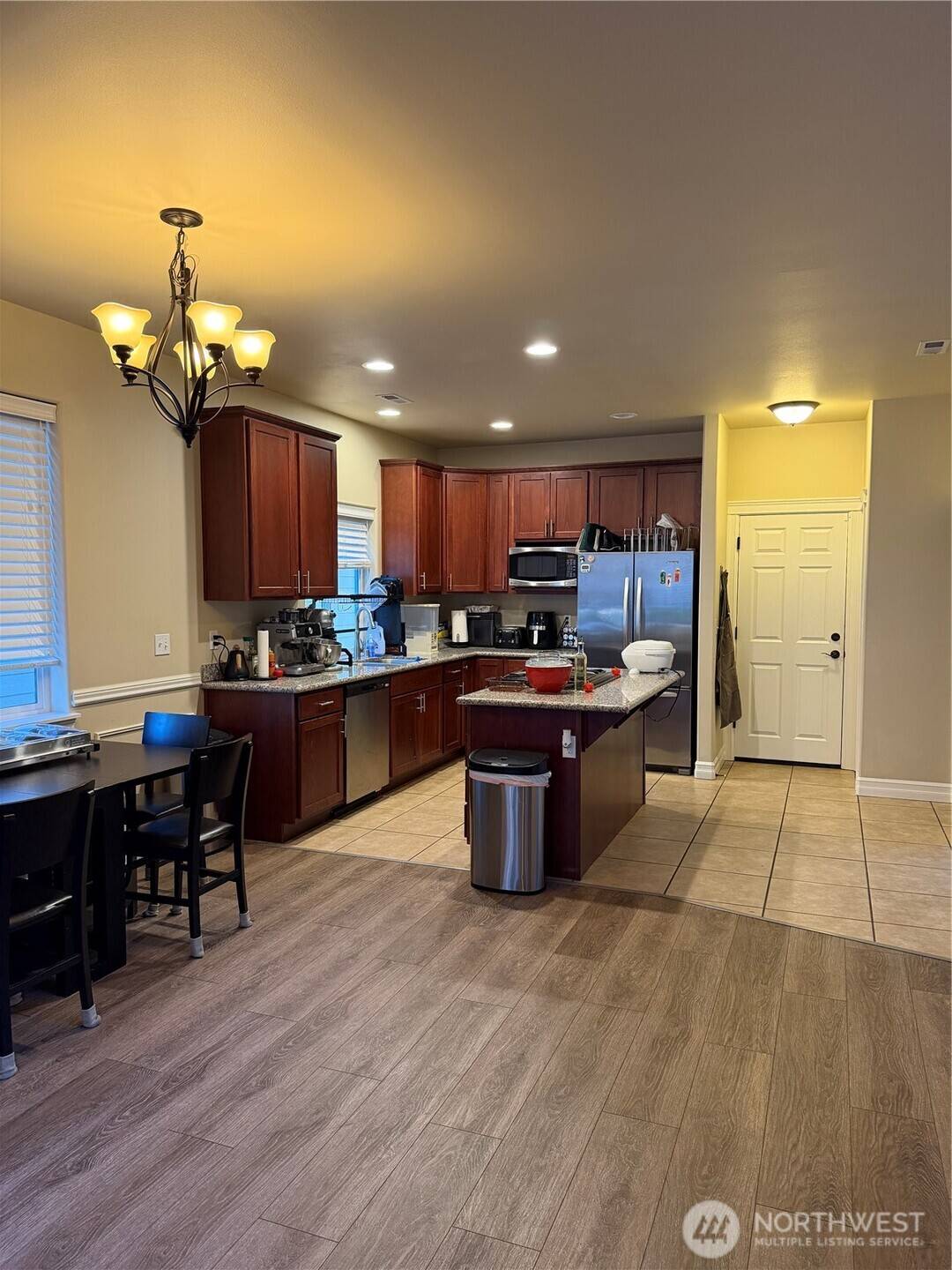 Kent, WA 98030,27106 105th AVE SE