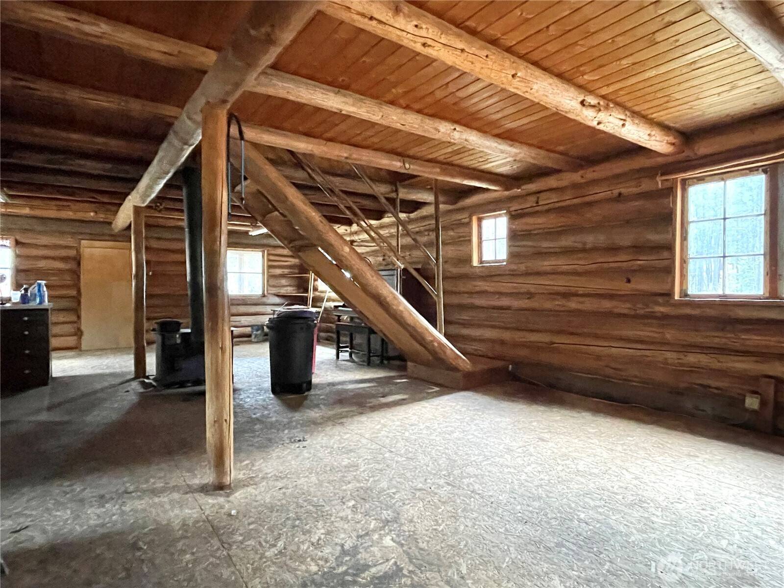 Tonasket, WA 98855,27 Gooseberry WAY