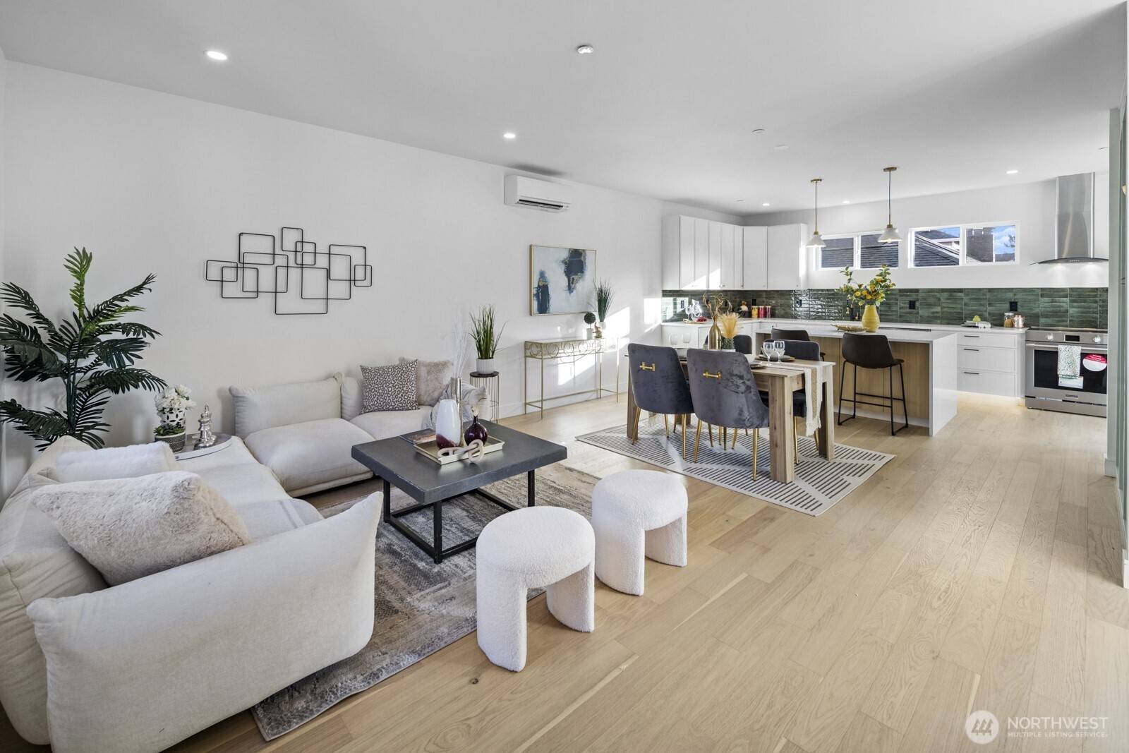 Seattle, WA 98115,6014 35th AVE NE