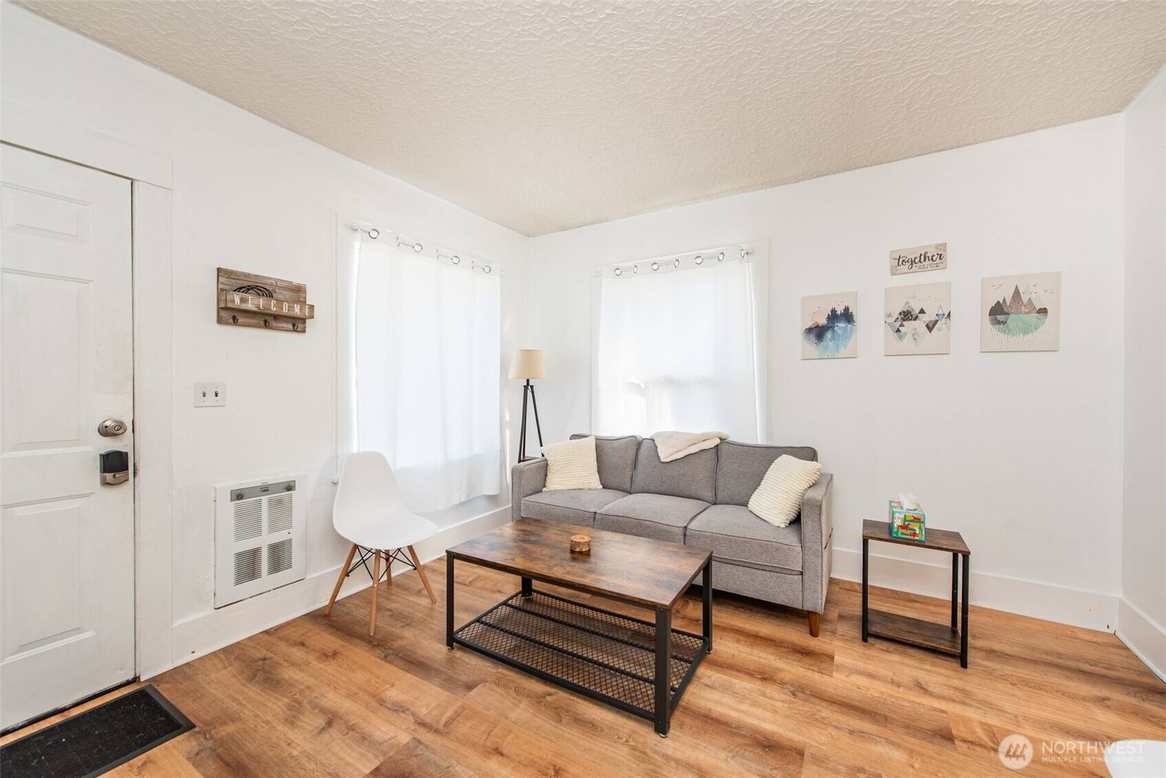 Port Angeles, WA 98362,504 E 6th ST