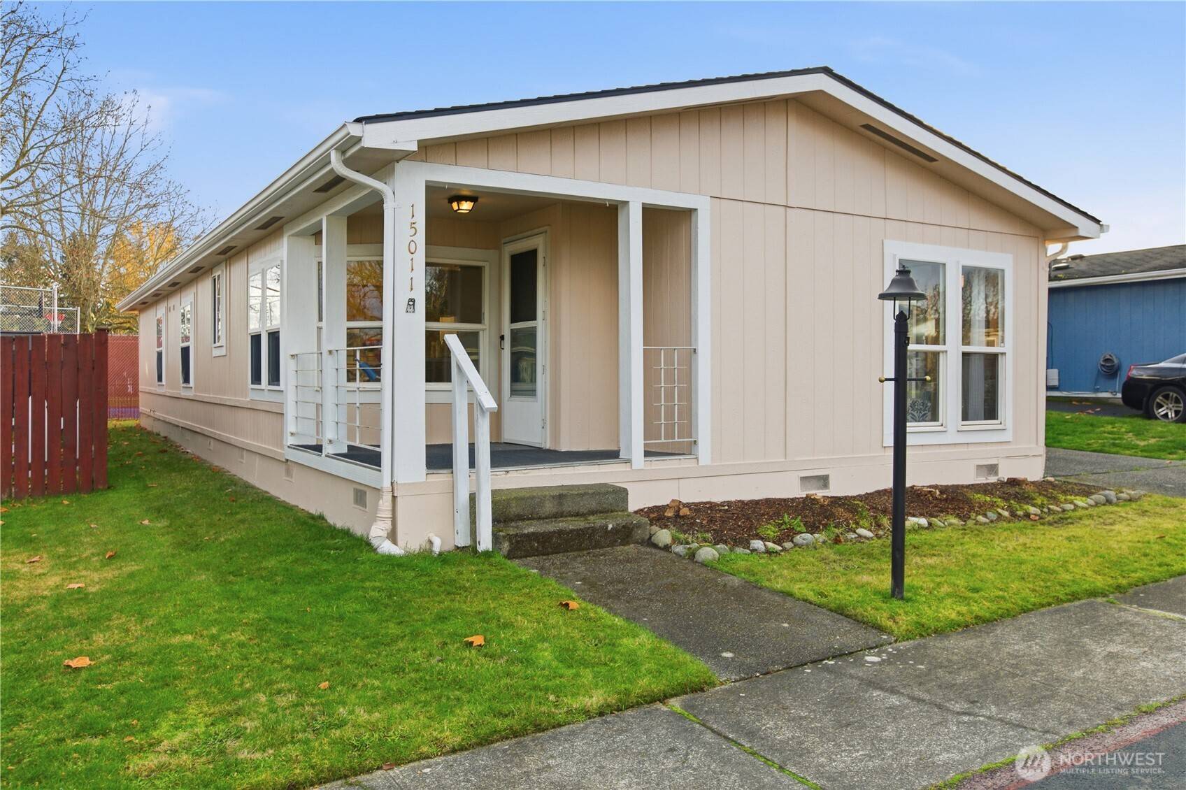 Kent, WA 98042,15011 SE 274th LN