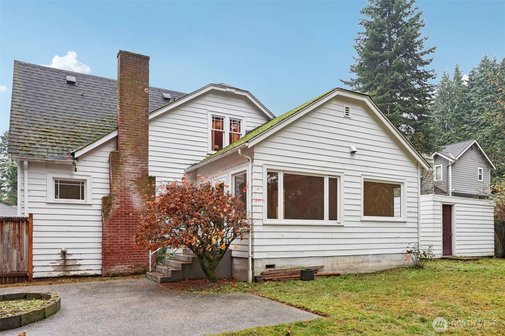 Lake Forest Park, WA 98155,3513 NE 187th CT