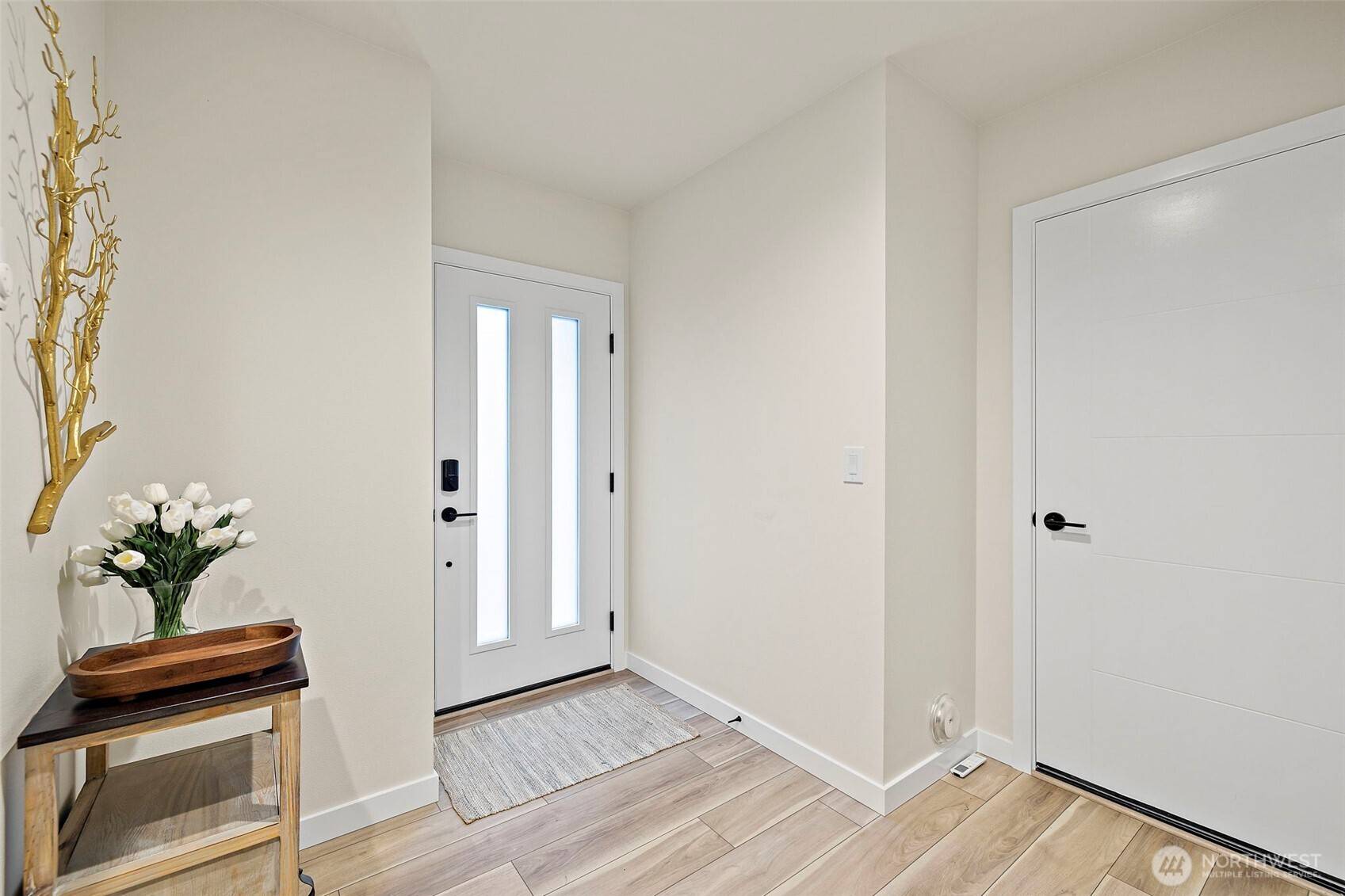 Edmonds, WA 98026,5015 144th ST SW #C1