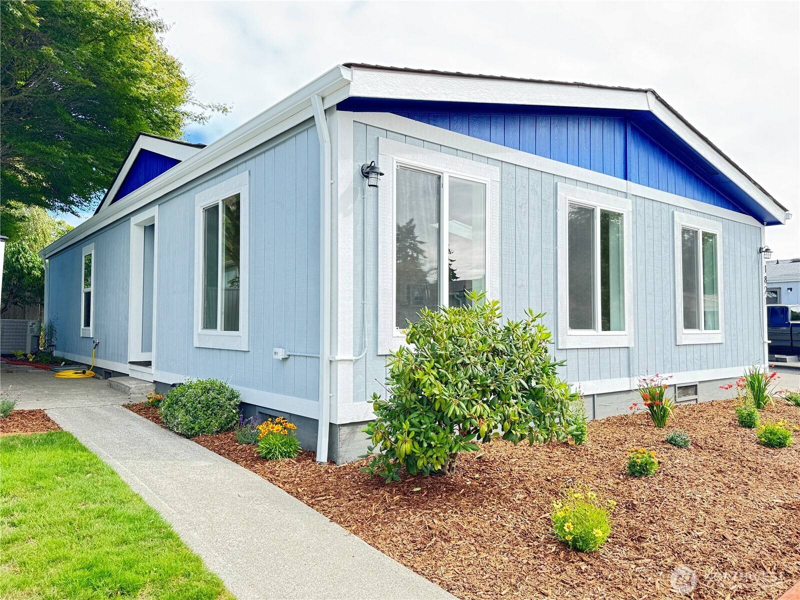 Tacoma, WA 98404,1821 75th ST E #5