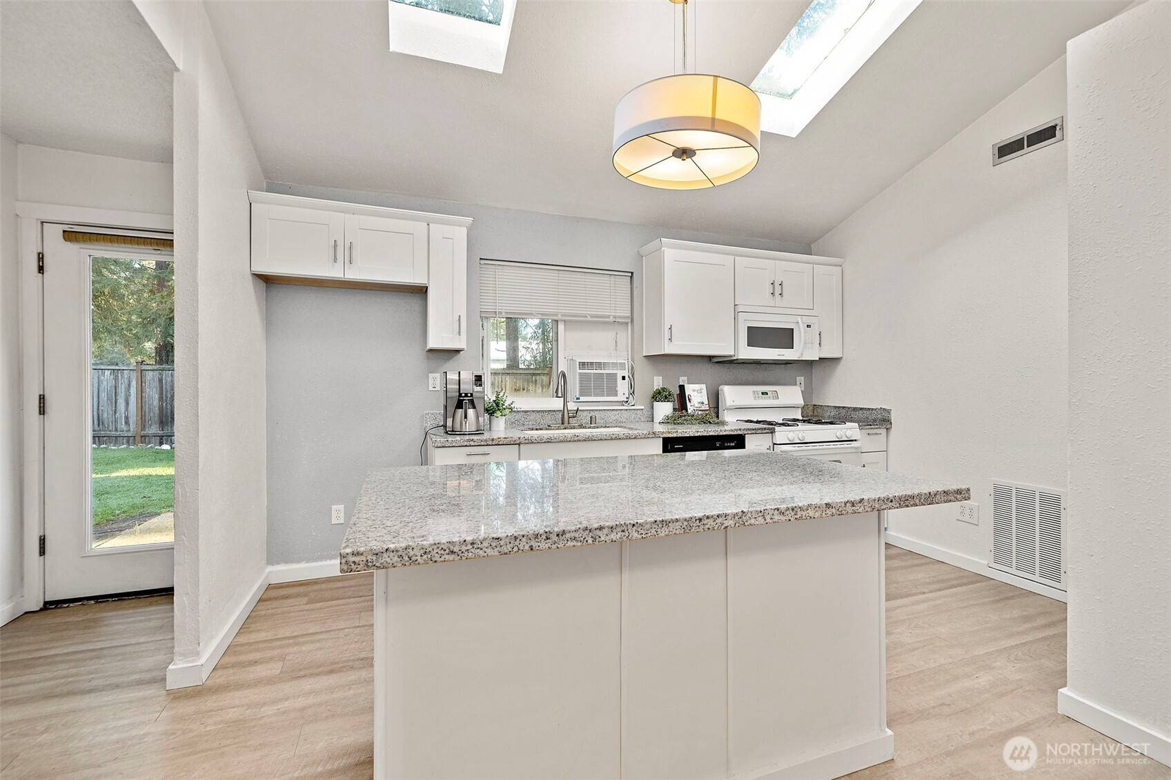 Covington, WA 98042,19401 SE 267th ST