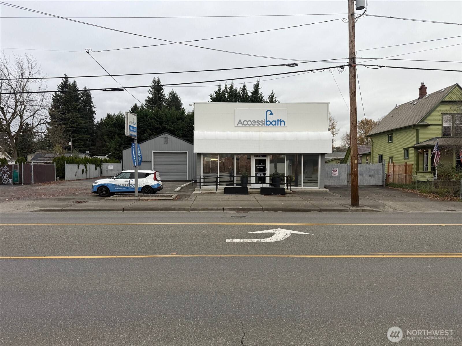 Puyallup, WA 98372,817 E Main