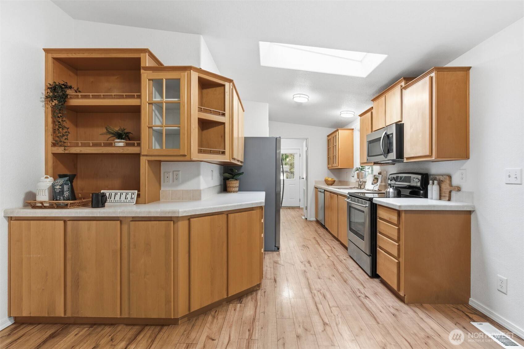 Tahuya, WA 98588,30 NE Lake PL