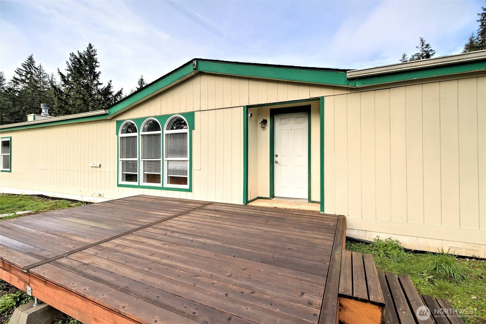 Shelton, WA 98584,221 E Little Bear LN