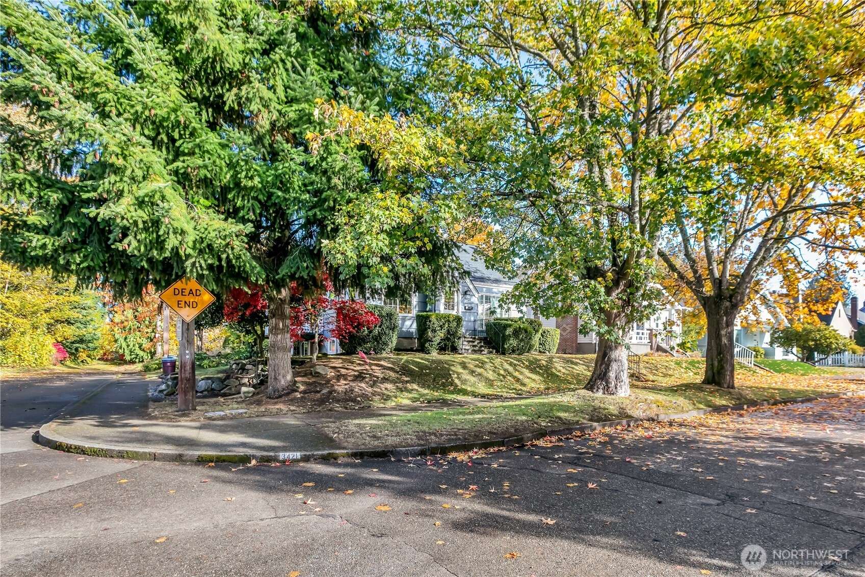 Tacoma, WA 98406,3421 N 8th ST