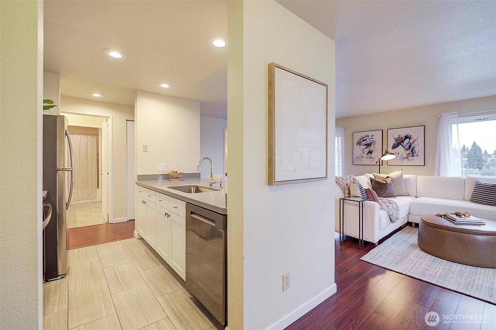 Seattle, WA 98103,3890 Whitman AVE N #301