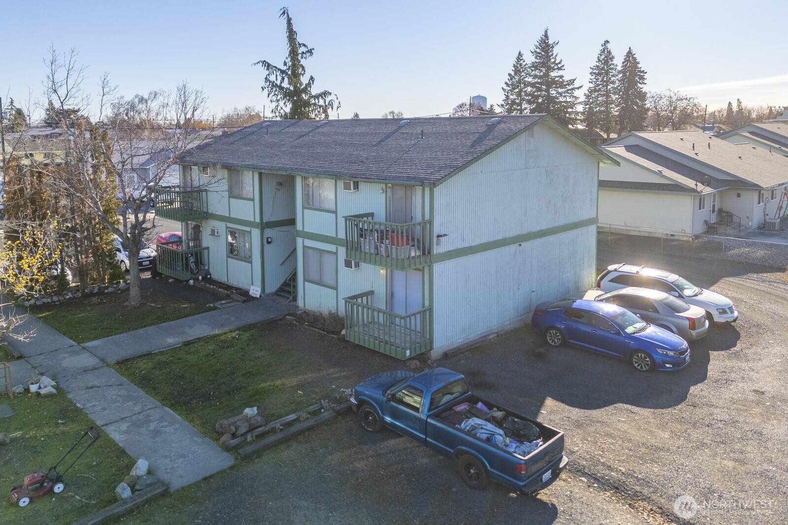 Ephrata, WA 98823,223 NE E ST