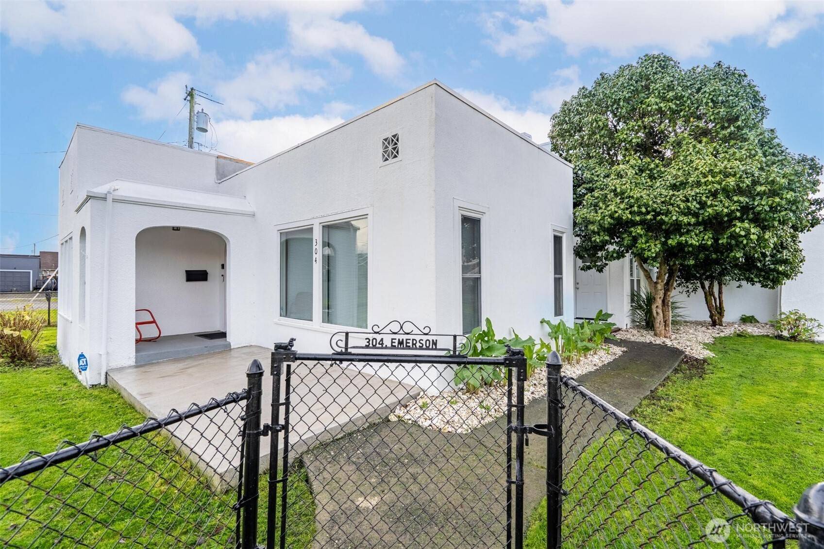 Hoquiam, WA 98550,304 Emerson AVE