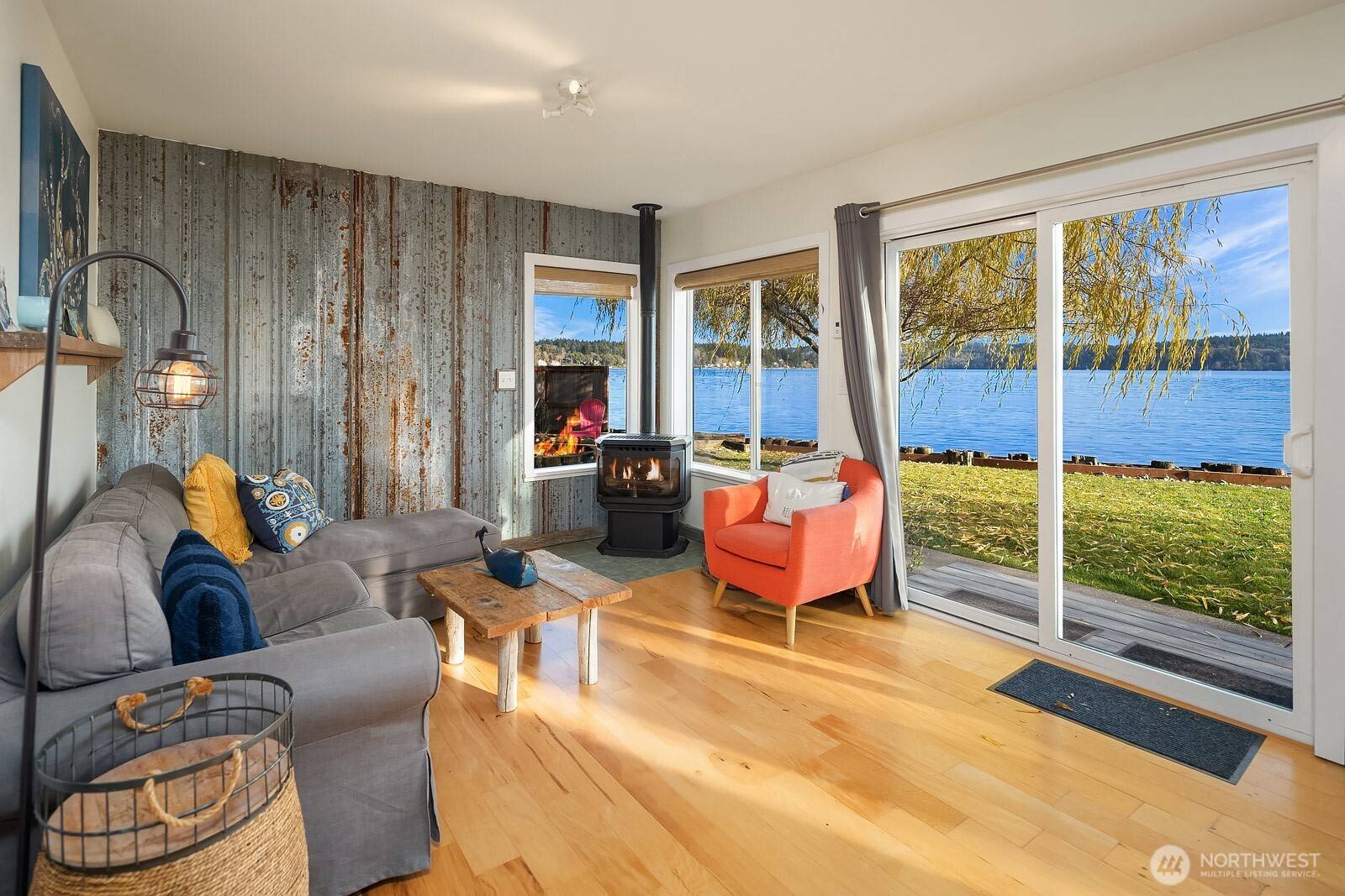 Vashon, WA 98070,24410 Vashon HWY SW