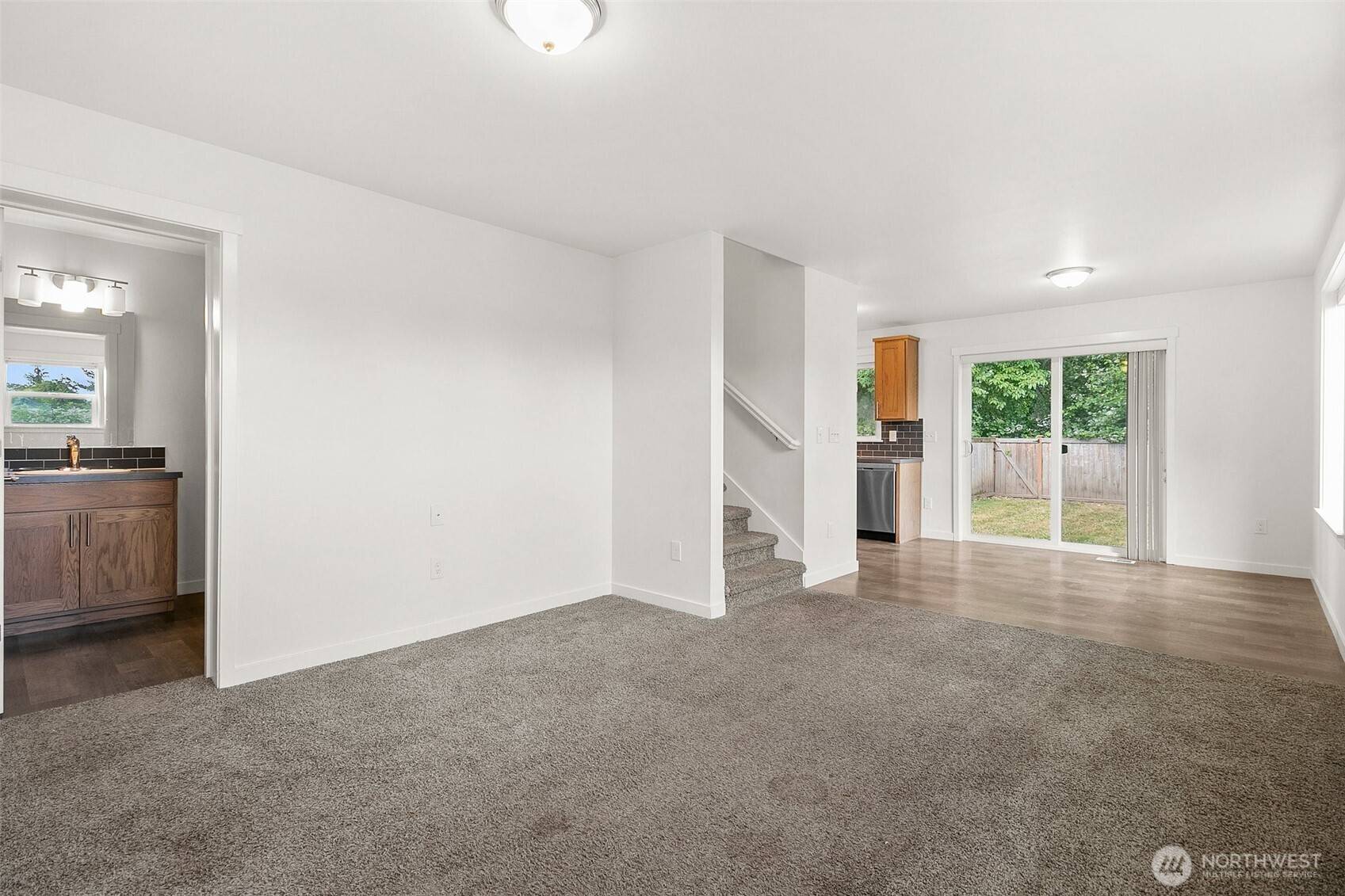 Kent, WA 98032,709 3rd AVE S