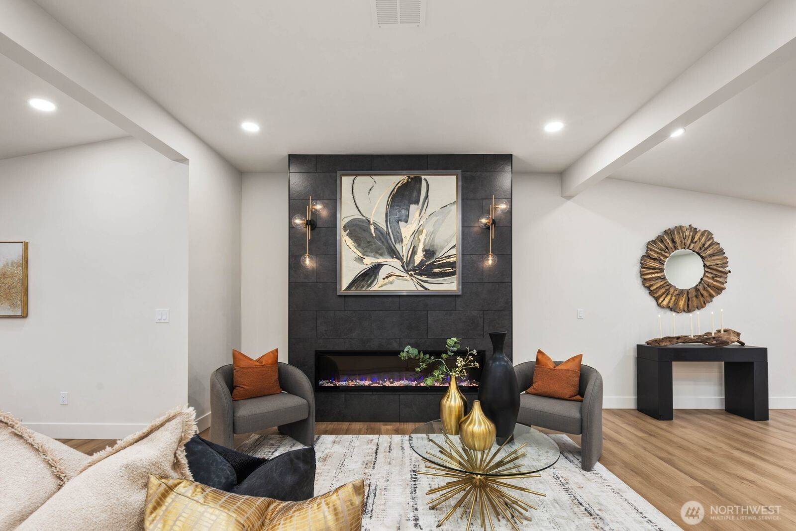 Enumclaw, WA 98022,32922 SE Kuzak RD