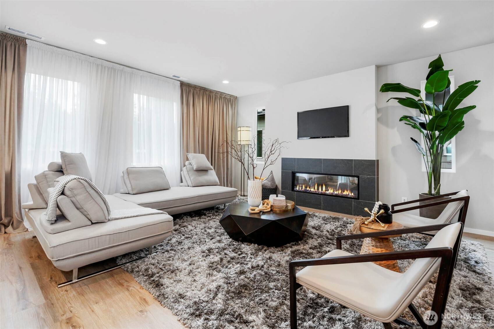 Tacoma, WA 98445,1413 137th ST E #05