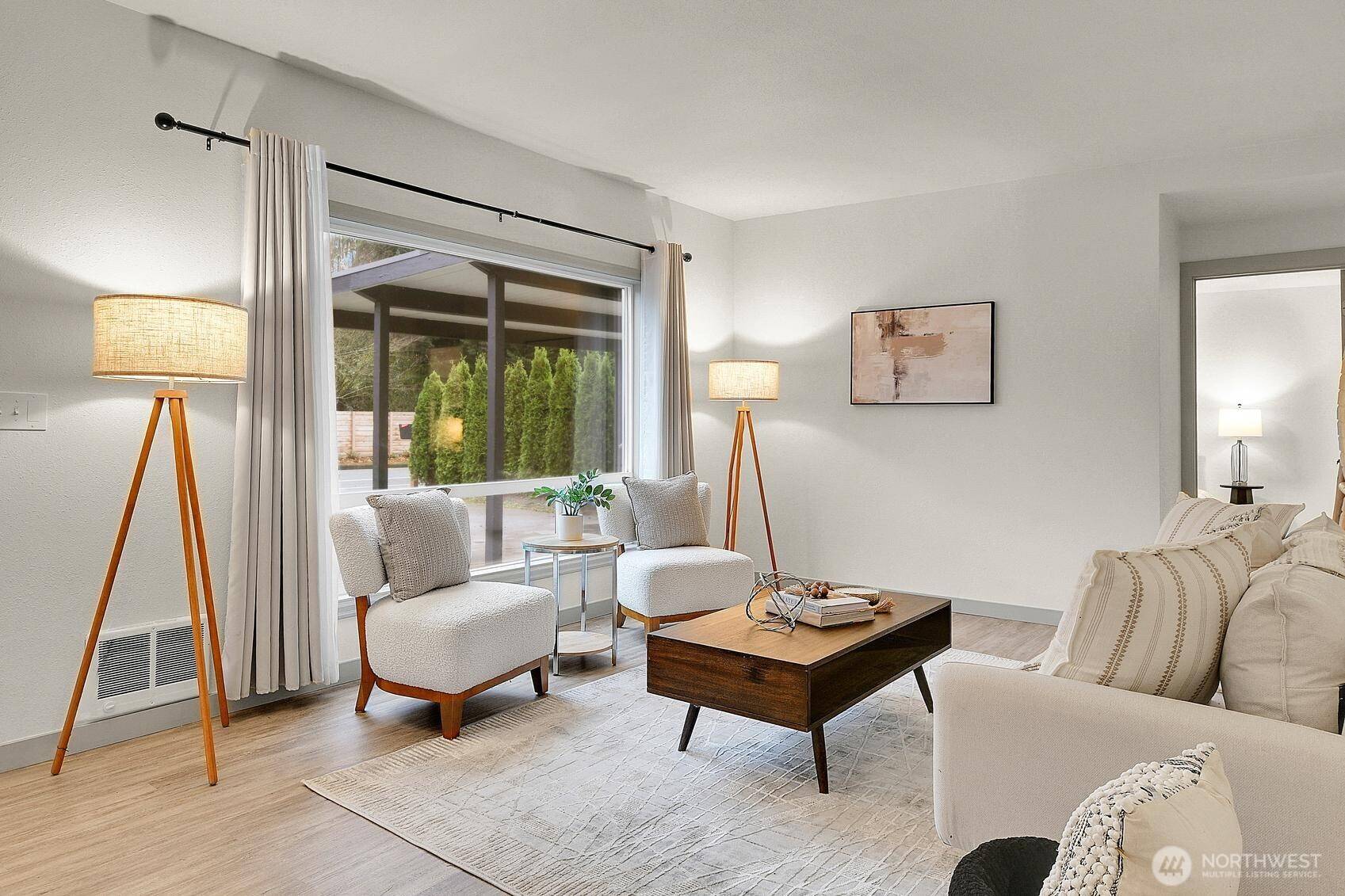 Edmonds, WA 98020,1021 Walnut ST