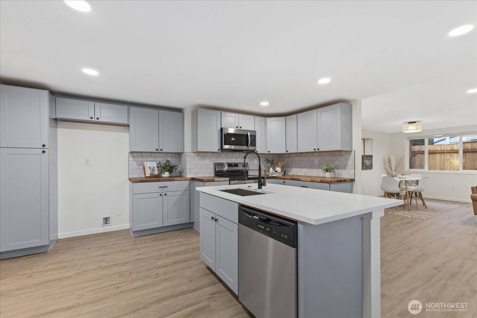 Tacoma, WA 98444,135 117th ST S