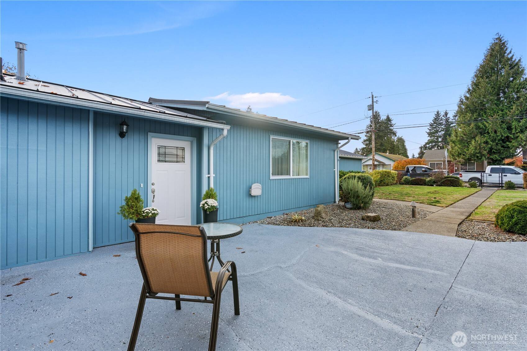 Auburn, WA 98002,208 Pike St NE