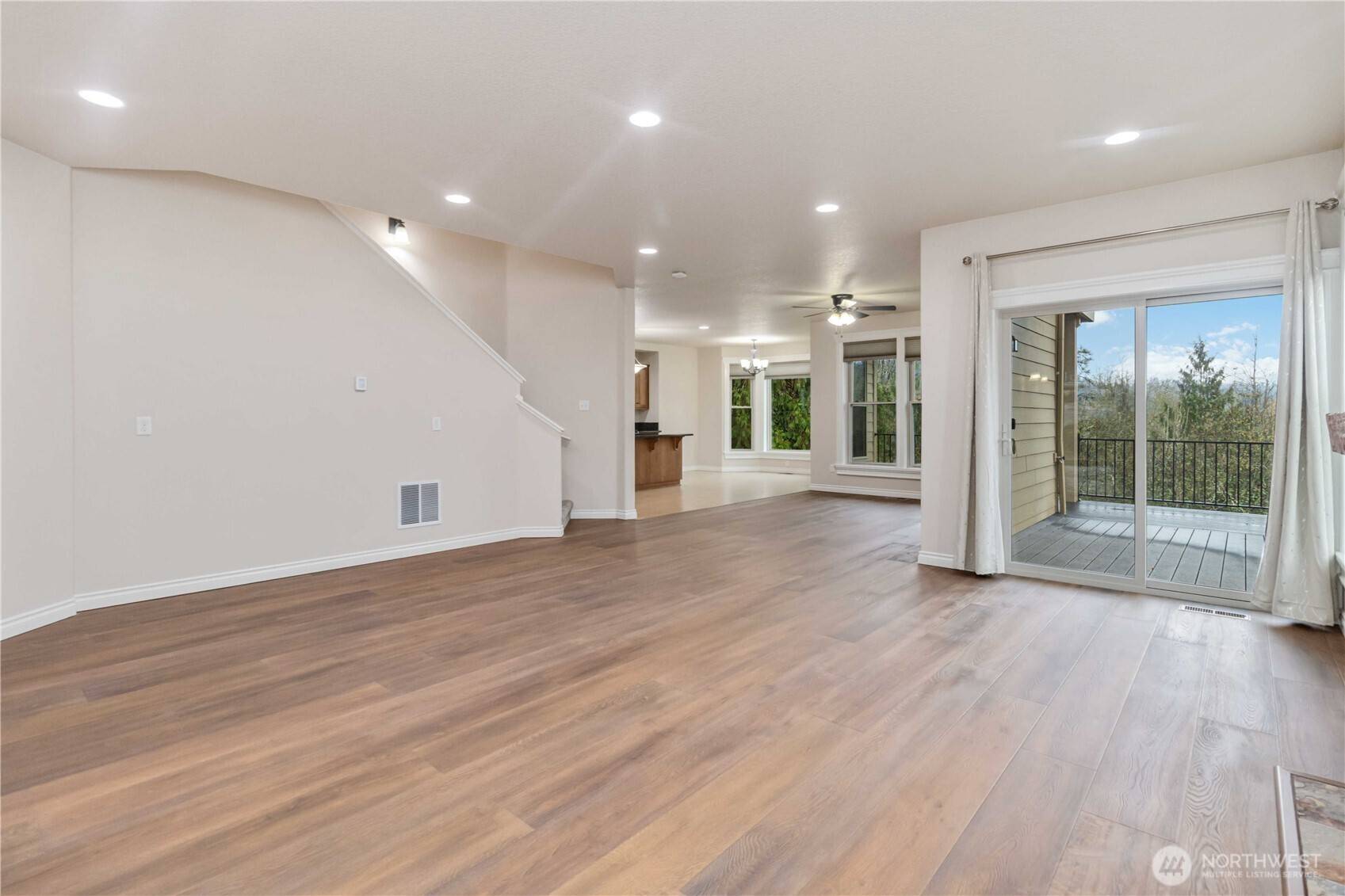 Kelso, WA 98626,119 Peninsula DR