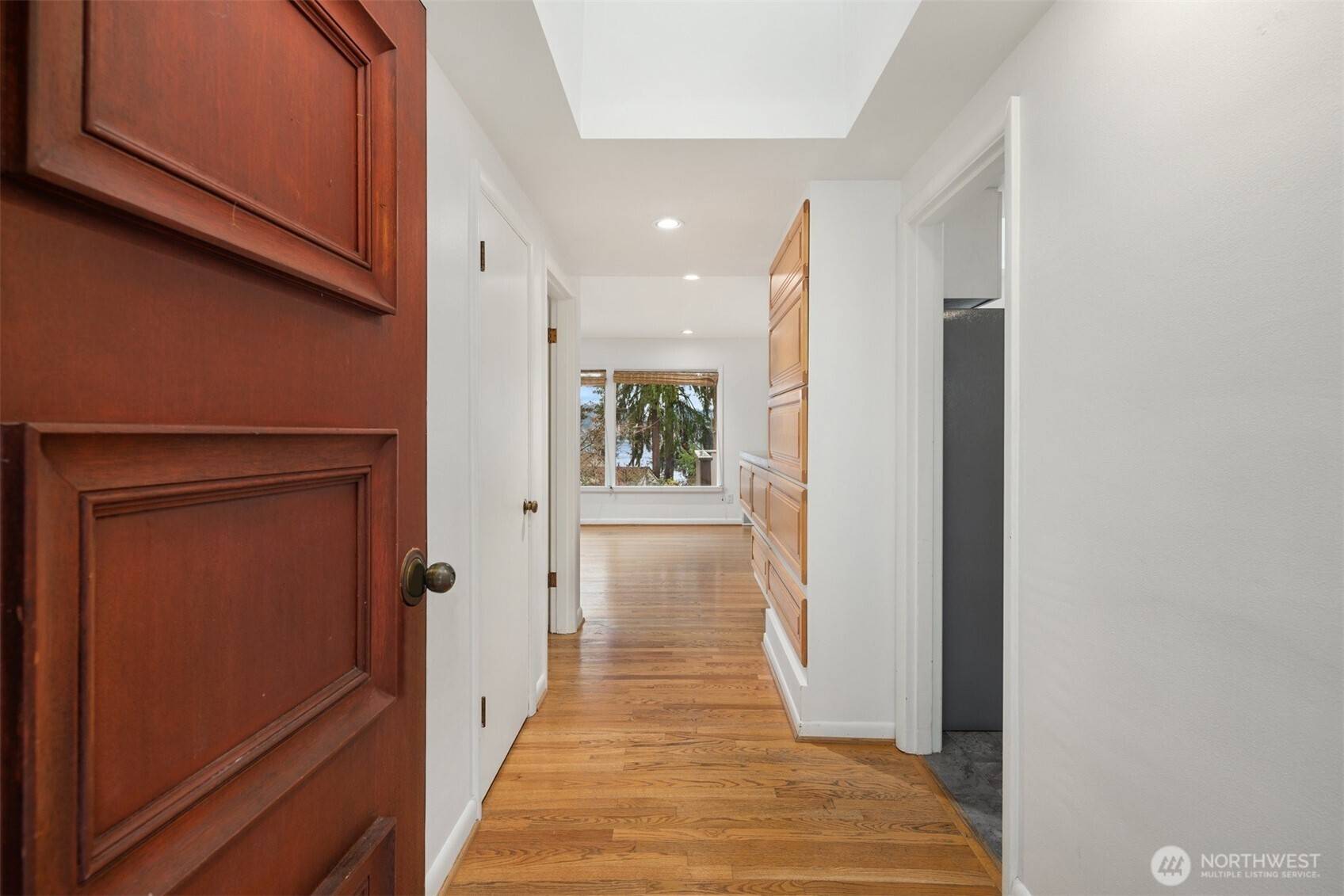 Seattle, WA 98125,10000 48th AVE NE