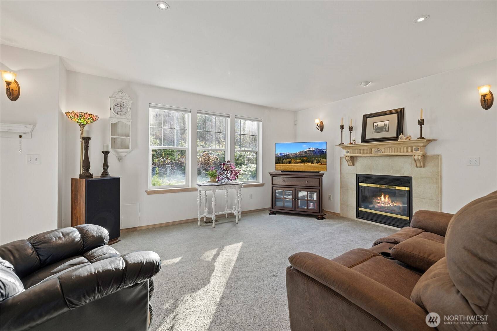 Mount Vernon, WA 98274,22068 McMurray Shore DR