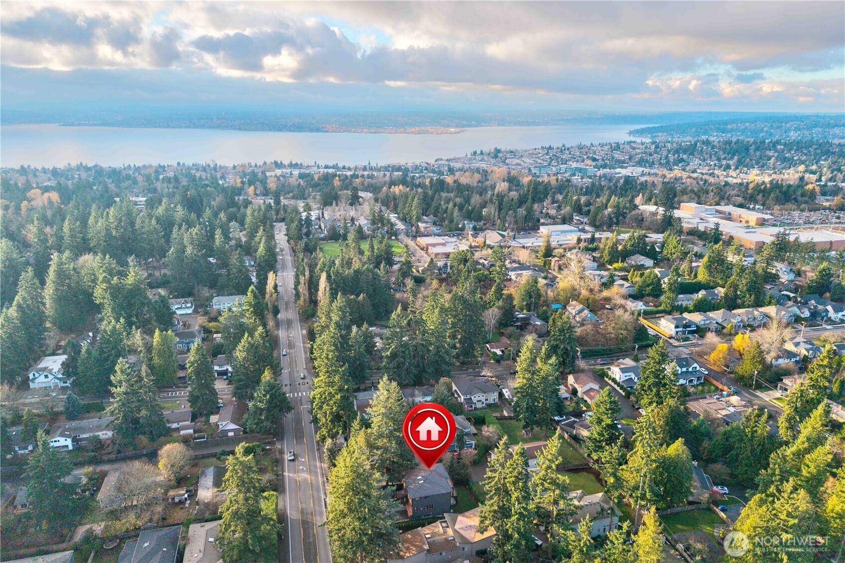 Kirkland, WA 98033,12226 NE 70th ST