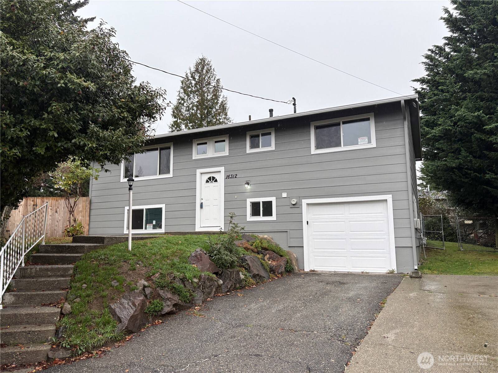 Renton, WA 98058,16312 127th PL SE