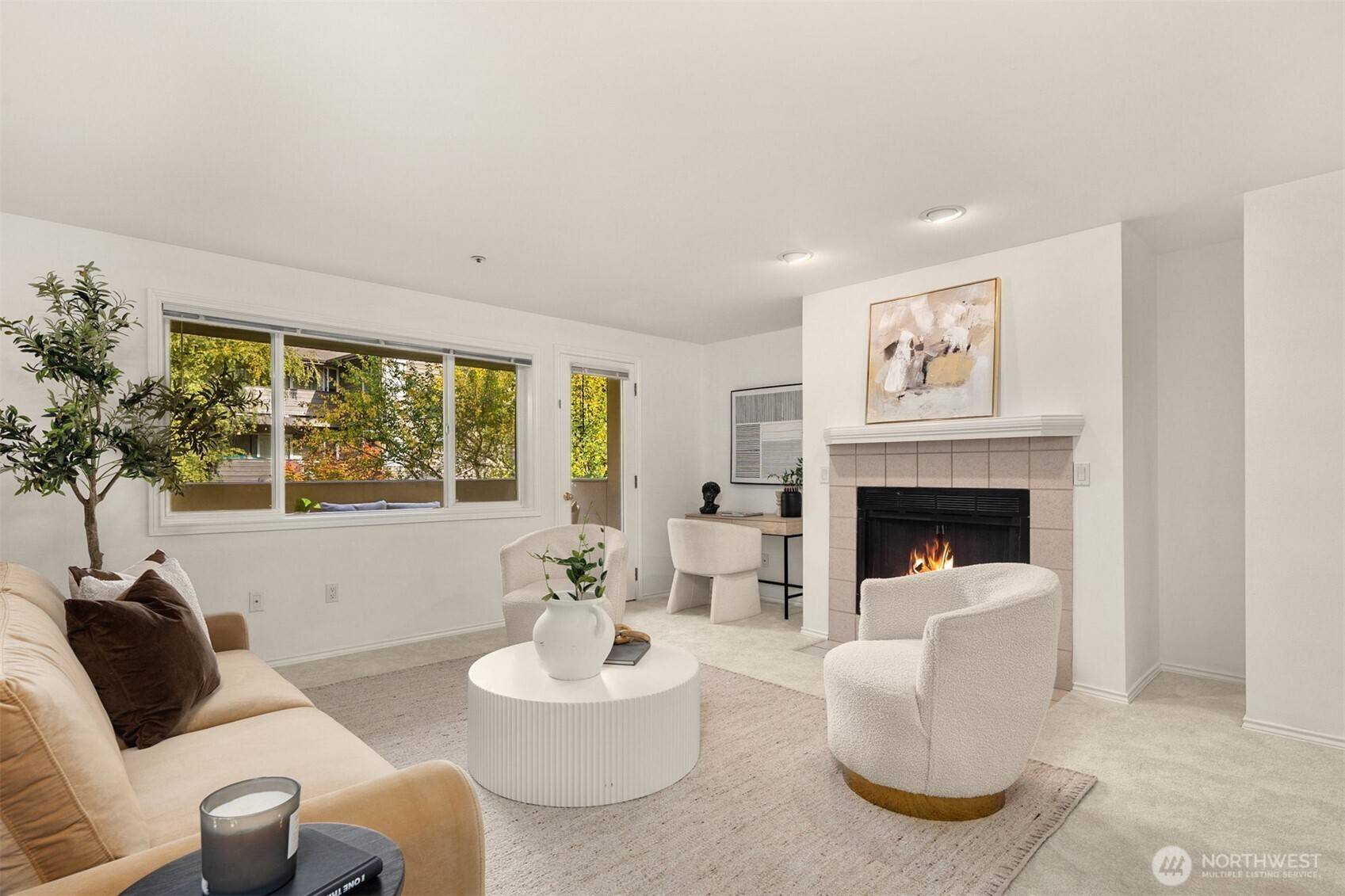 Kirkland, WA 98034,9320 NE Juanita DR #1B