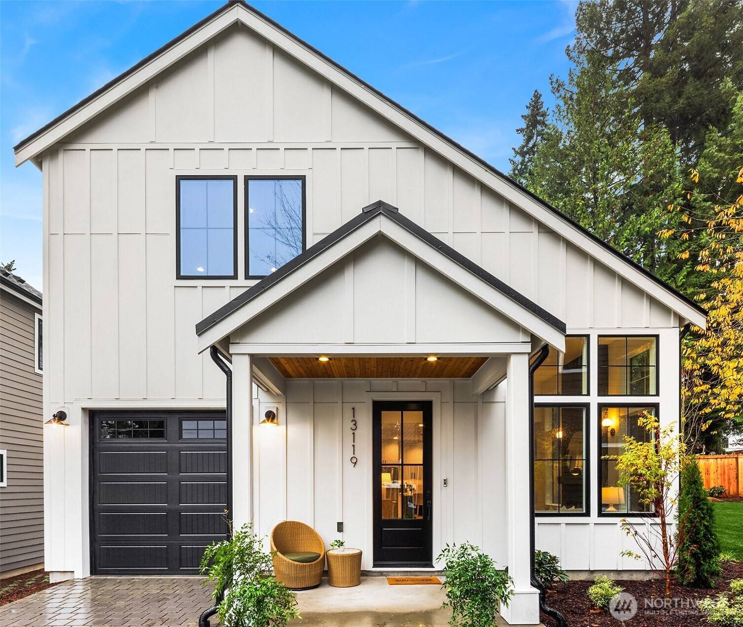 Kirkland, WA 98033,13119 NE 87th LN