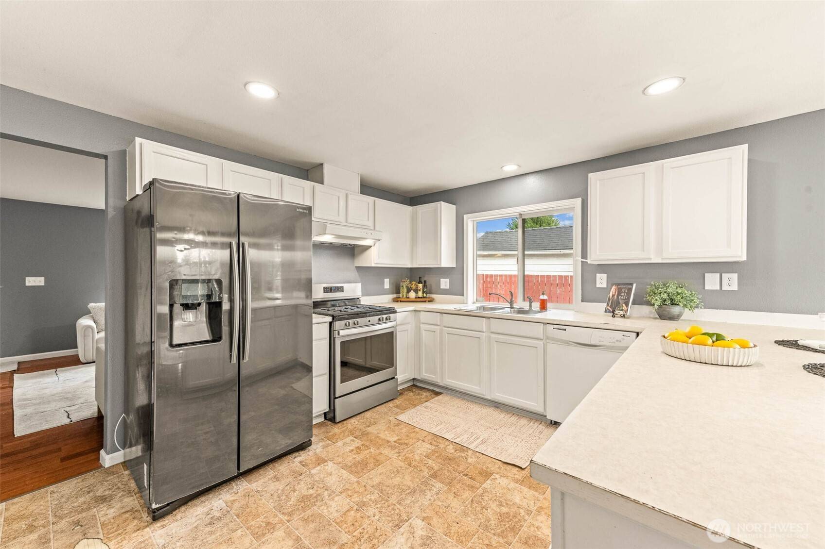 Kent, WA 98030,10615 SE 248th ST