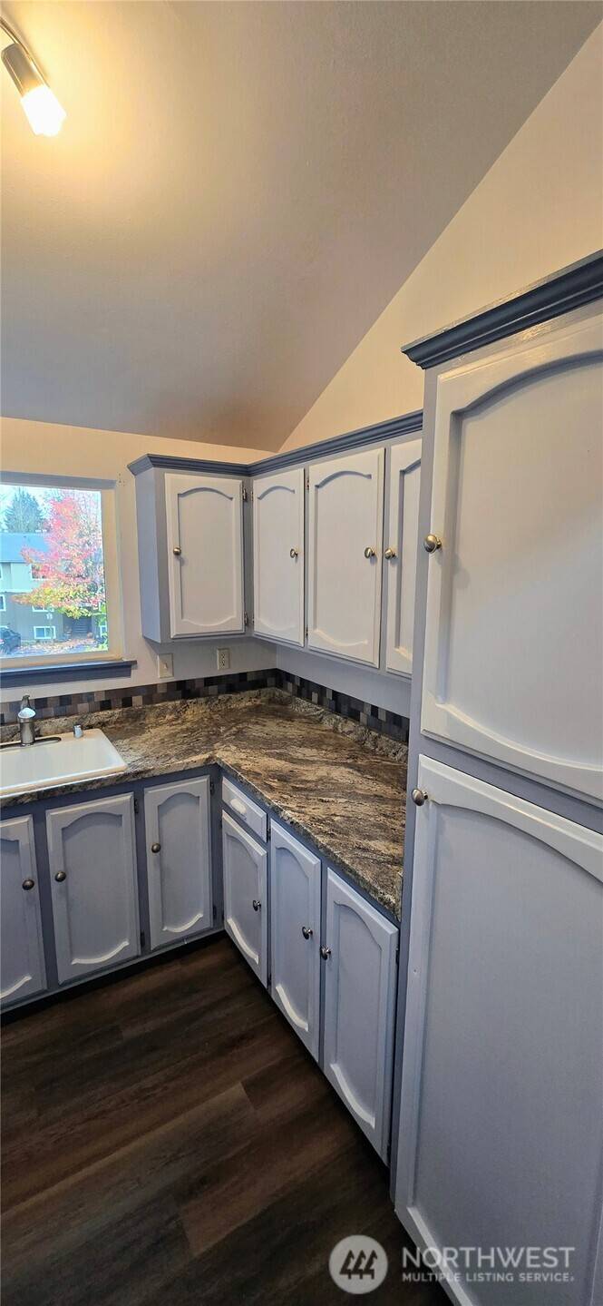 Everett, WA 98203,820 Cady RD #H304